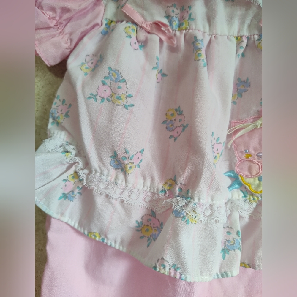 Vintage Mayfair Footed Romper 0-6 Month Kitten Cat Pink Lace Americana Peter Pan - Picture 3 of 15